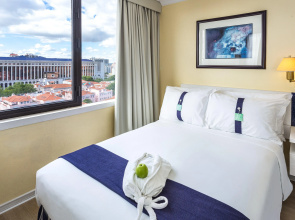 Holiday Inn Lisbon by IHG