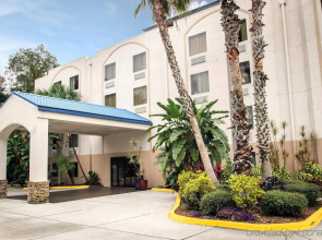 Sleep Inn & Suites Riverfront