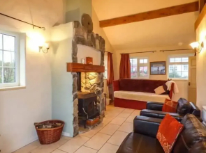 Ty Woods Cottage