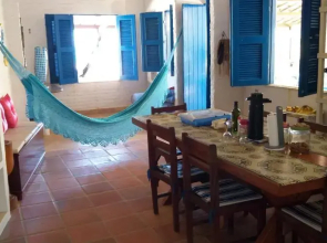Casa duplex em frente ao mar, com 5 quartos.