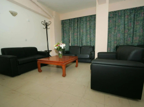 Alma Hotel