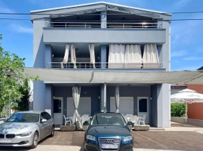 Stunning Apartment in Vir With Wifi and 2 Bedrooms