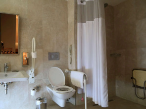 DoubleTree by Hilton Hotel Istanbul - Tuzla