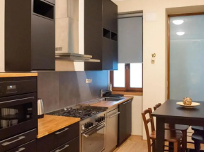 velký apartmán (145m2), v historickom centre Bratislavy na pešej zóne