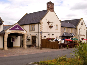 Premier Inn Dundee East