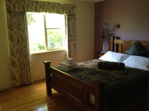 Codrington Gardens Bed & Breakfast