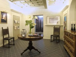 Raffaello Charmsuite