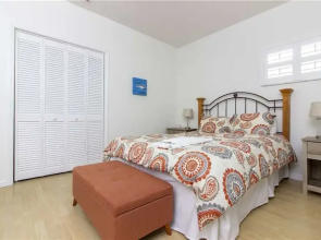 Seaside Bungalow - Three Bedroom Home