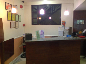 OYO 497 Paradise Hotel