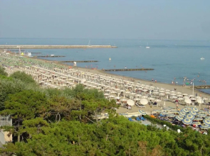 Studio With Terrace for 3 People Near the Beach by Beahost Rentals