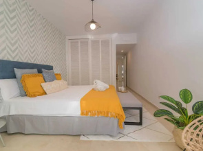 Rio Real Sunshine Retreat