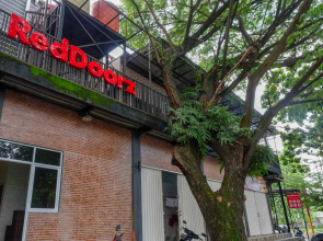 RedDoorz @ Kawasan Industri Candi Semarang