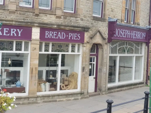 Oddfellows 7 Ensuite Double Room