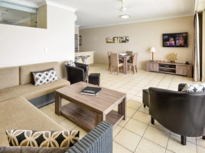 Beachfront Hamilton Island