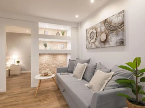 Le Comfy - 2br w AC and terrace in the heart of Old Nice Welkeys