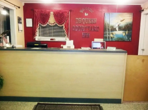 DeQueen Courtyard Inn
