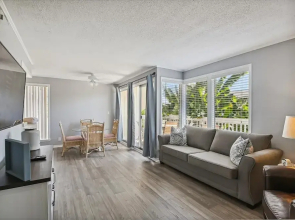 Sandpiper Cove 1030 1 Bedroom Condo by RedAwning