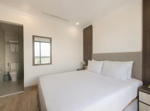 Seven Seas Hotel and Apartment