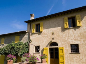 Ovello Farmhouse in a Splendid Position-ovello