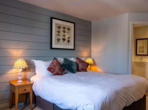 The Bridge Hotel