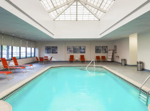 Sheraton Lincoln Harbor Hotel