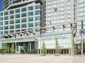 Civic Hotel Autograph Collection