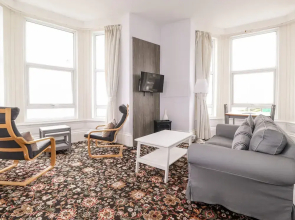 5 Beach View @ Beaconsfield House