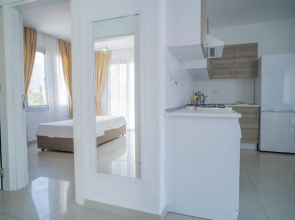 Beautiful Two-bedroom Apartment with Sea and Mountain views Sel 8-5