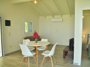 Beachfront Holiday House Yannis on Agios Gordios Beach in Corfu
