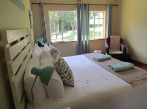 Horse's Neck Guest Lodge