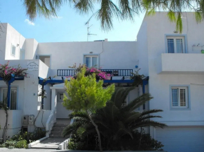 Anna Zisimos Rooms