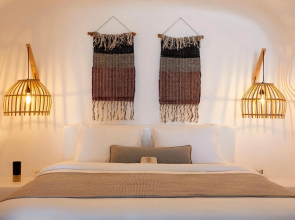 Virginia's Cave Villas