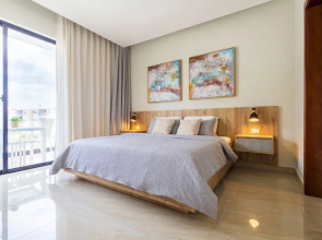 2BR Oasis in Eden Tropical - BBQ Pool Near Beach