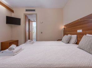 Dionysos Hotel & Suites