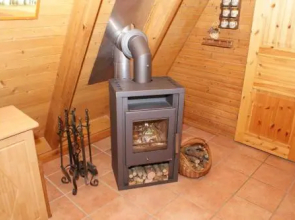 Zeltdachhaus _ fuer bis zu 6 Perso