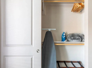 WanderJaunt -- Luxe East Austin Apartments