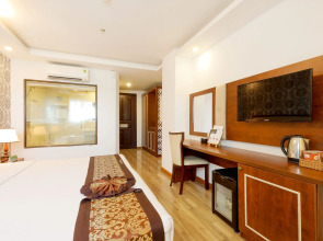 Paris Nha Trang Hotel & Apartment