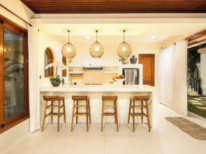 Canggu 400m Tobeach Escape 4br Designer Villa