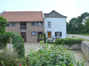 Modern Apartment Near Town Center in Klimmen