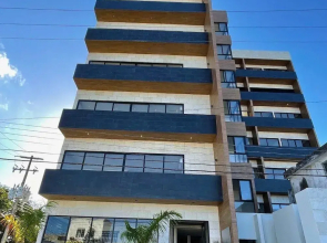 New Downtown Condo with Rooftop Pool