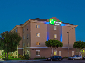 Holiday Inn Express Los Angeles Airport Hawthorne by IHG
