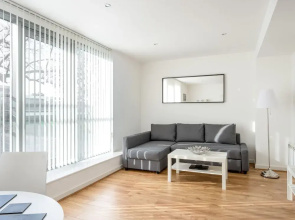 Luxury 2 Bed Apartment