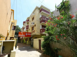 Hotel Rich Residency