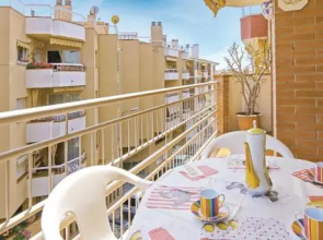 Apartment In Pineda De Mar