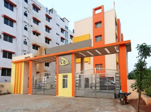 OYO 9842 Hotel Shibani & Suhani