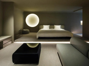 Отель The Screen