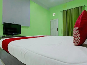 OYO 91231 Penginapan Fathona Syariah