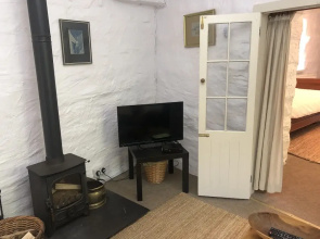 Coedmor Cottage