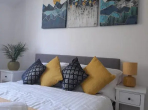 Gracenote Properties Hemel Hempstead - serviced apartment with FREE parking