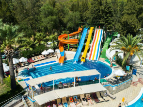 Green Bay Resort & Spa